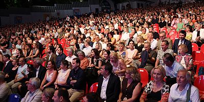 63. Uluslararası Bursa Festivali'ne muhteşem açılış