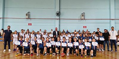 Fatih Karabatı’dan minik sporculara moral ziyareti