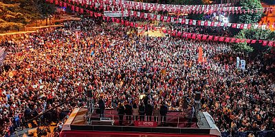 Özgür Özel Amasya mitinginde Erdoğan'a '' Madem anketlerde birincisin 2 Kasım'da seçime gidelim''