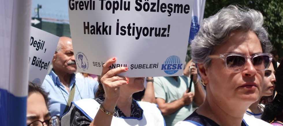 Bakan kamu emekçilerinin toplu sözleşme tarihini değiştirdi