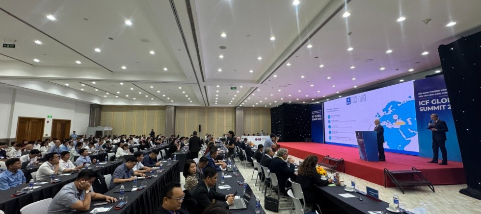 Bursa, akıllı şehir yolculuğunu dünyaya tanıttı