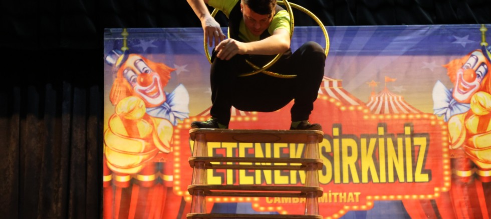 Çocuklar Yetenek Sirkiniz'i Heyecanla İzledi
