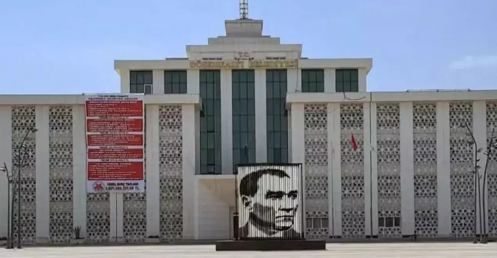 Döşemealtı Belediyesi soruşturmasında 19 kişi adliyeye sevk edildi