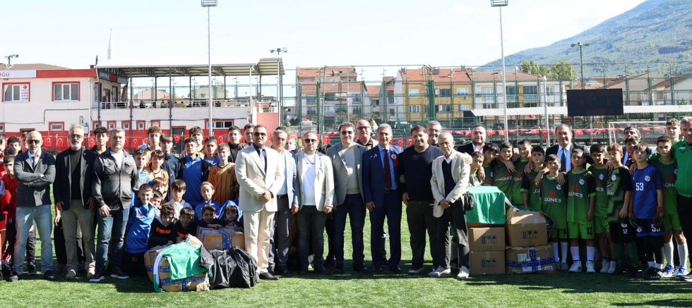 Gemlik Belediyesi’nden Spor Kulüplerine Destek