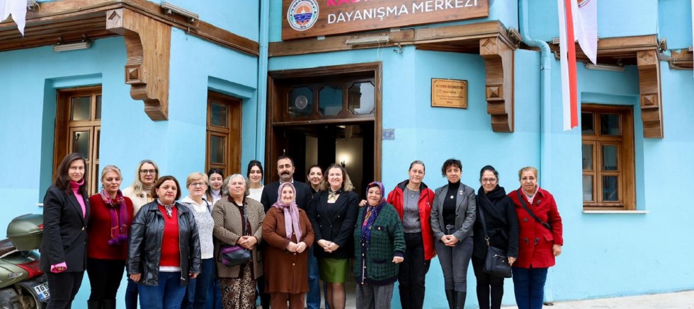 Kadınlar İçin Dayanışma Güçleniyor
