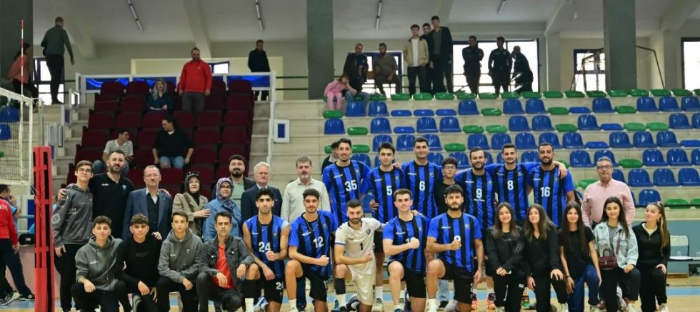 Karaca evinde güldü, gözünü Fenerbahçe’ye dikti