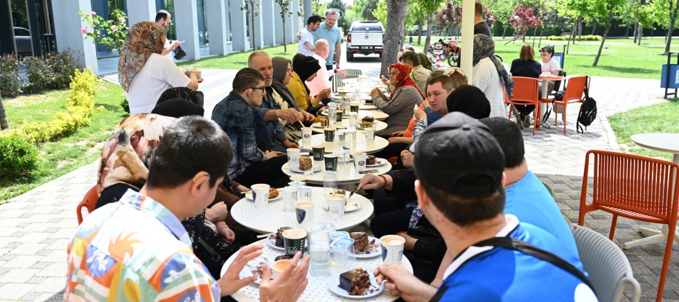 Karacabey Kent Kafe'de anlamlı buluşma