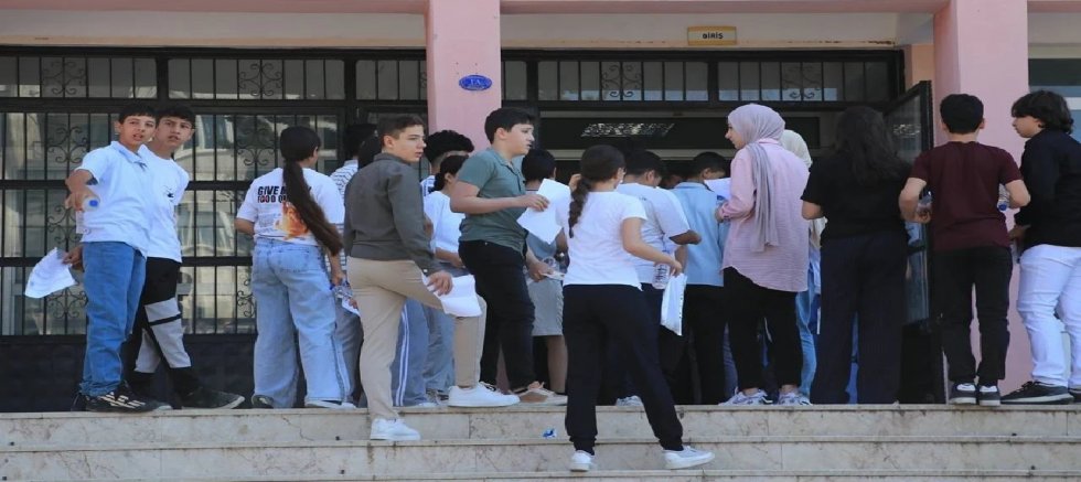 1 milyondan fazla öğrenci ter döküyor! LGS başladı