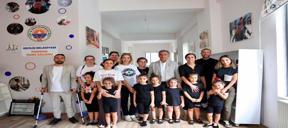 Gemlik Belediyesi Modern Dans Salonu’nda Bale Eğitimleri Başladı