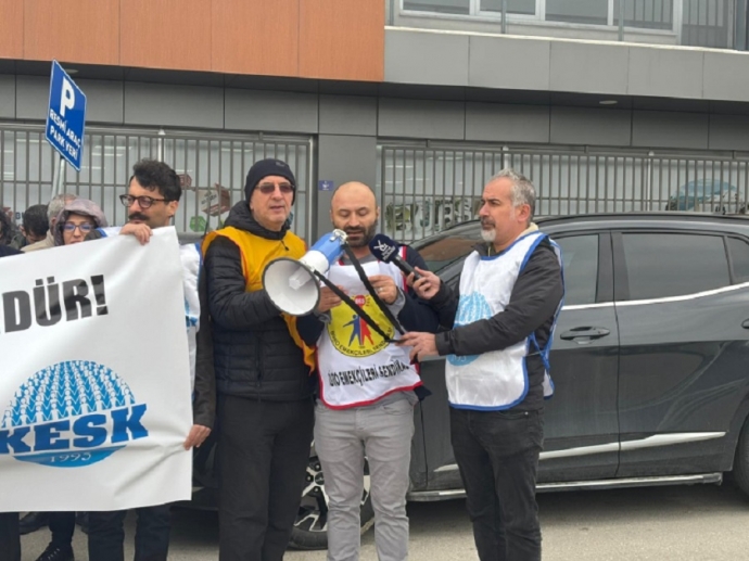 KESK Bursa: Kamu hizmetleri bir bütündür, yoksulluk sınırı üzerinde ücret istiyoruz!