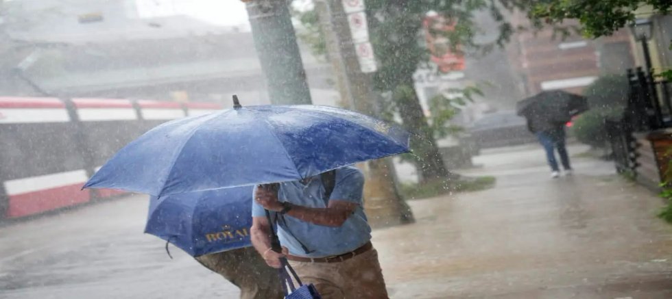 Meteorolojiden kuvvetli sağanak ve fırtına uyarısı