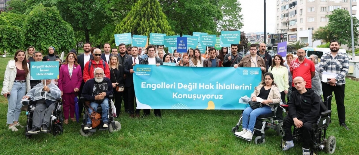 Nilüfer’de sloganlar engelleri aşmak için yükseldi