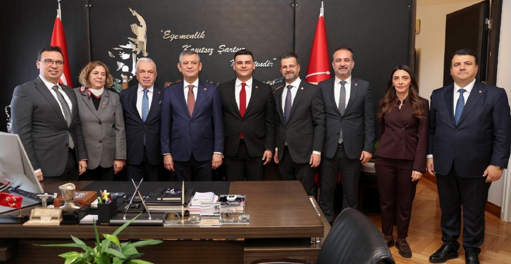 Nilüfer’in yatırımlarına CHP Genel Başkanı Özel’den temel atma sözü