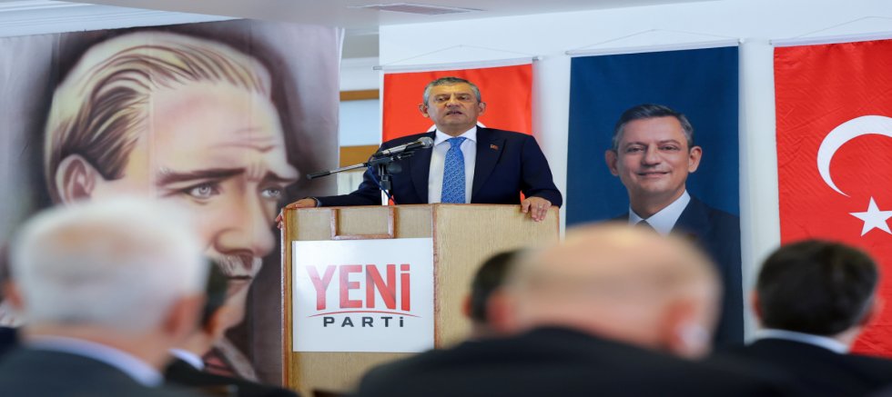 Özgür Özel: 200'ün üzerinde belediye, Yeni Parti'ye katılacak
