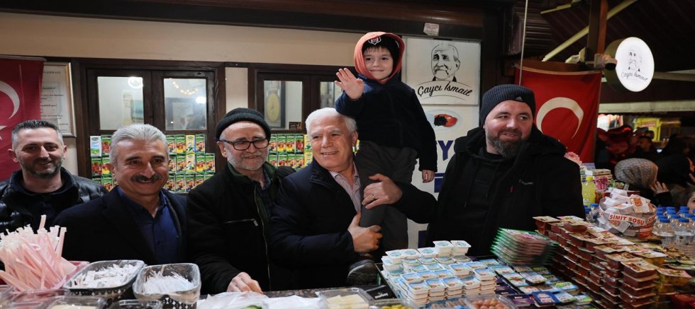 Tahanlı pide ve çaylar Başkan Bozbey'den