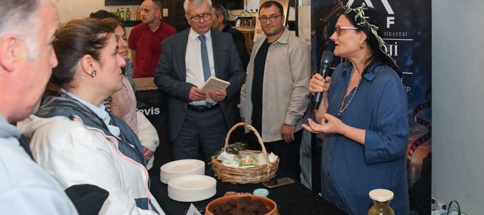 Mitolojiden Antik Tatlara Uzanan Kültür Yolculuğu