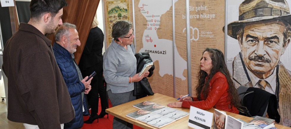 Nilüfer Açıkalın Osmangazi’de Okurlarıyla Buluştu