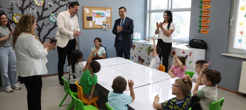 Nilüfer Belediyesi çocukların süt tüketimini destekliyor