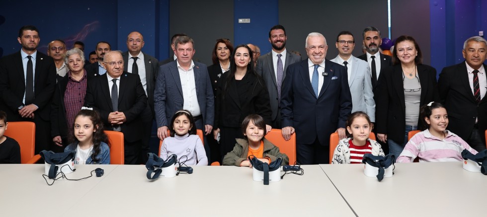 Nilüfer Belediyesi Dijital Deneyim Merkezi Açıldı