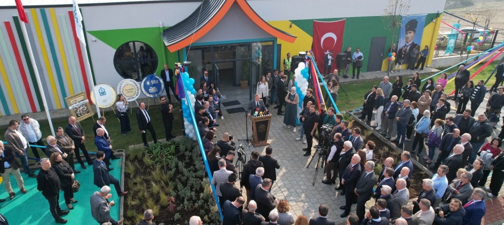 Nilüfer Belediyesi’nin dördüncü kreşi Kerem Özdilek Kreş ve Gündüz Bakımevi açıldı