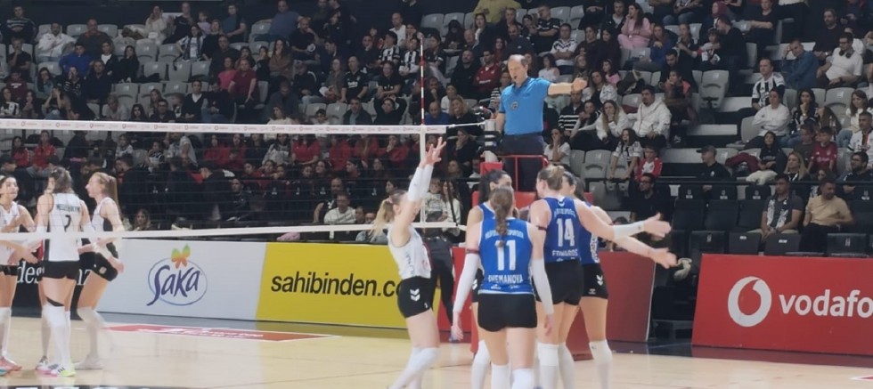 Nilüfer Belediyespor Eker, Beşiktaş’ı set vermeden geçti