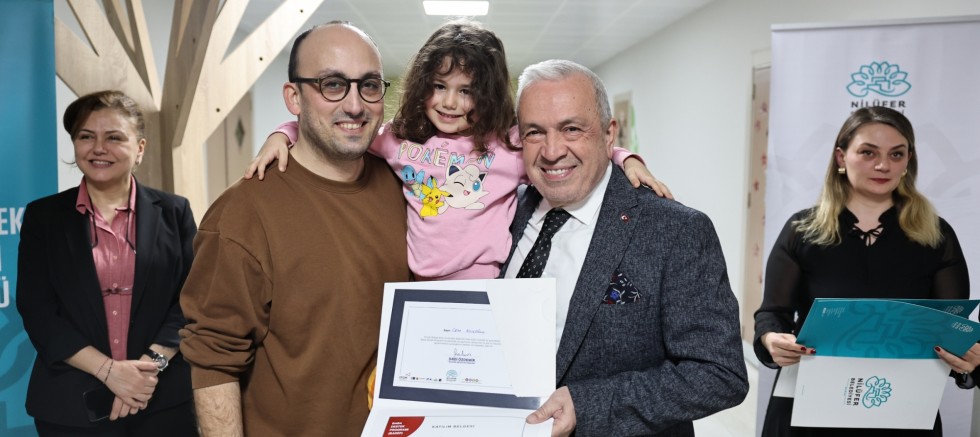 Nilüfer’de babalar eğitimlerini tamamladı sertifikalarını aldı