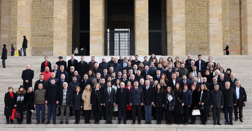 Nilüfer’in yatırımlarına CHP Genel Başkanı Özel’den temel atma sözü