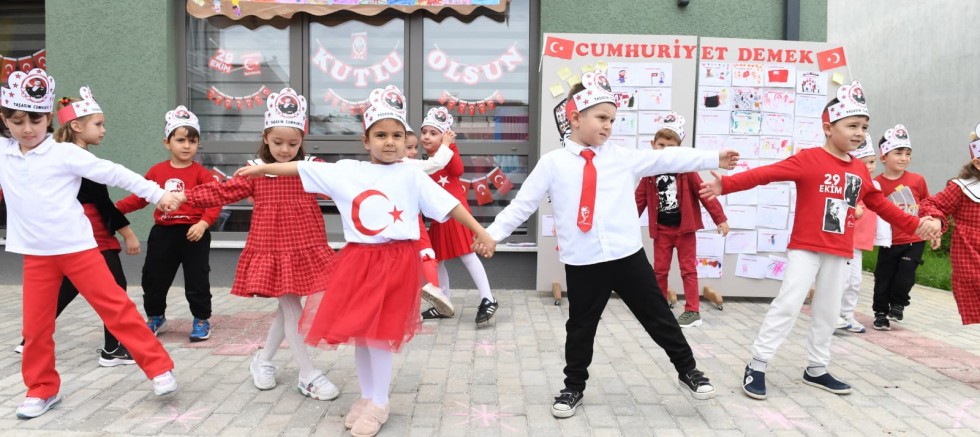 Osmangazi Belediyesi’nin Kreşlerinde Cumhuriyet Coşkusu
