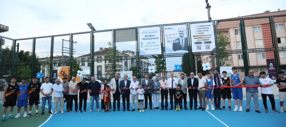 Süleymaniye Mahallesinde Yeni Semt Sahası Törenle Açıldı