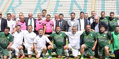 4. BPFDD Şükrü Şankaya Balkan Master Futbol Turnuvası’nın Heyecanı Yaşanıyor