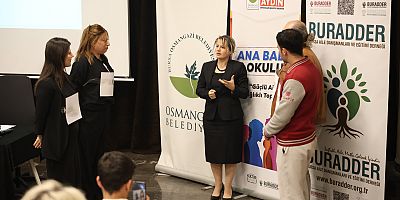 Ana Baba Okulu’nda Aile İçi Şiddet Masaya Yatırıldı