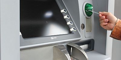 ATM’den para çekememe riski: Yeni şifre zorunluluğu başladı