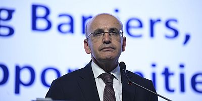 Bakan Şimşek'ten emekçilere 'En az bir yıl daha dişinizi sıkın' mesajı