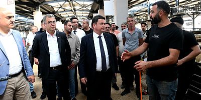 Başkan Aydın Kurban Pazarını Ziyaret Etti