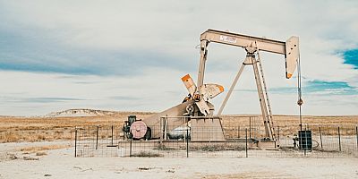 Brent petrolün fiyatı 100 dolara dayandı
