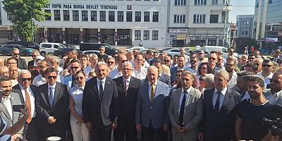 Bursa'da 6 CHP'li belediye başkanı Yeni Parti'ye geçti