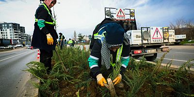 Bursa'da cadde ve bulvarlara estetik dokunuş