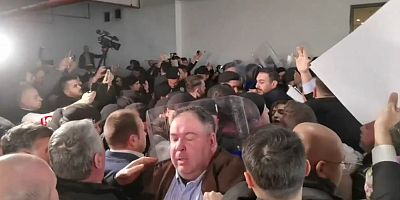 Bursa'da CHP'lilere  müdahale