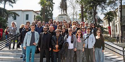 Bursa'da 'Dünya Tiyatro Günü' Kutlaması