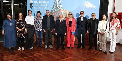Bursa’da Edebiyat şöleni başladı