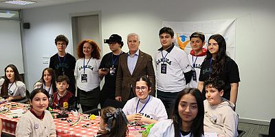 Bursa'da gençler bilimle buluştu