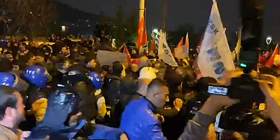 Bursa'da Heykel'e yürümek isteyenlere polis müdahalesi: Gözaltılar var