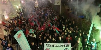 Bursa'da metal işçileri fabrikalarda eyleme başladı