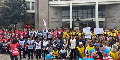 Bursa'da öğretmenlerin eylemi üçüncü gününde: Yusuf Tekin istifa