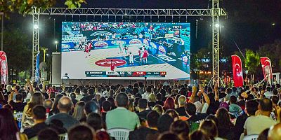 Bursa'dan Baseketbol takımımıza büyük destek