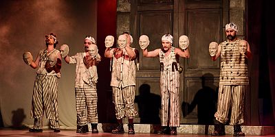 Bursa Şehir Tiyatrosu, Balıkesir Aromaterapi Festivali’nde sahne aldı