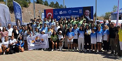 Büyükşehir Belediyespor kanocularından 12 madalya