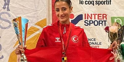 Büyükşehir Belediyesporlu Nazmiye Ak dünya üçüncüsü