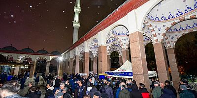 Büyükşehir’den Berat Kandili’nde tatlı ikramı