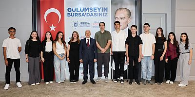 Büyükşehir YKS kurslarına katılanların yüzde 80'i hedefine ulaştı 